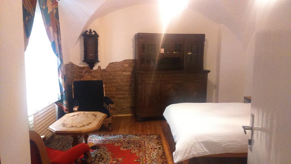 Mieszkanie Old Town Apartment วิลนีอุส ภายนอก รูปภาพ